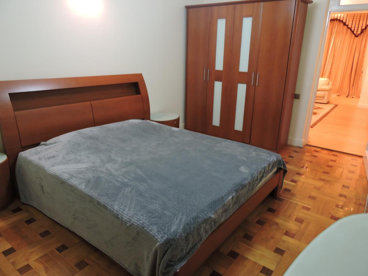 1 Shota Rustaveli Avenue Daire Tiflis Dış mekan fotoğraf