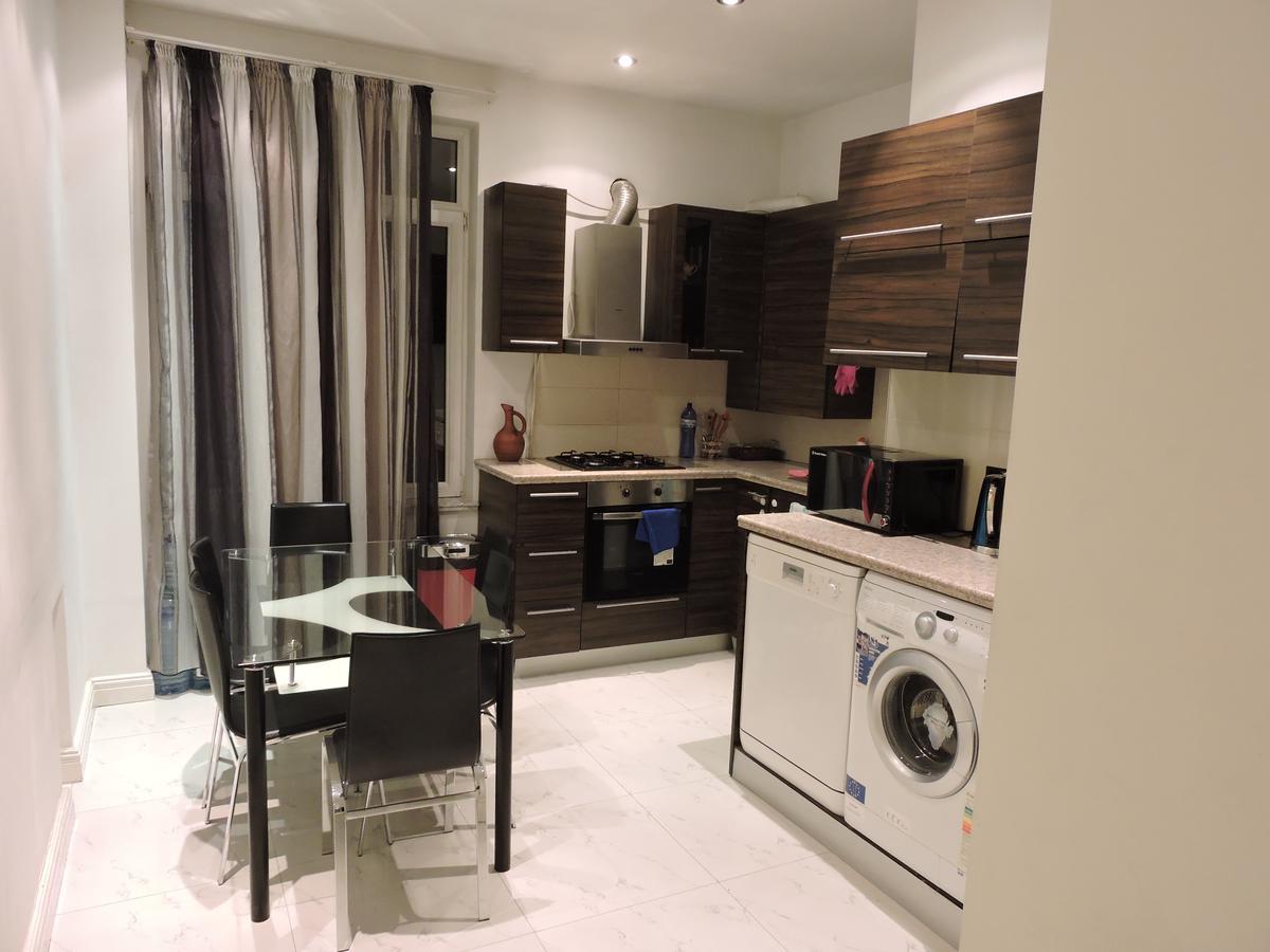 1 Shota Rustaveli Avenue Daire Tiflis Dış mekan fotoğraf